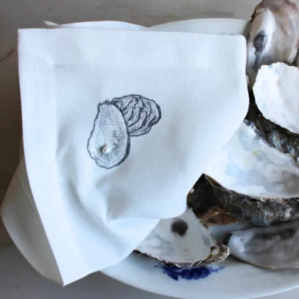 �sters serviet med perle 