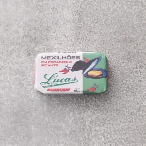 Muslinger i krydret escabeche sauce