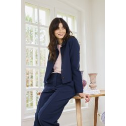 Frabigail bla 3 20617482-1939231