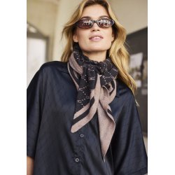 HTD triangle scarf 960-83-9