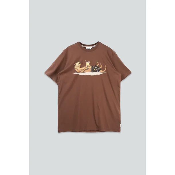 An otter vacation t-shirt 
