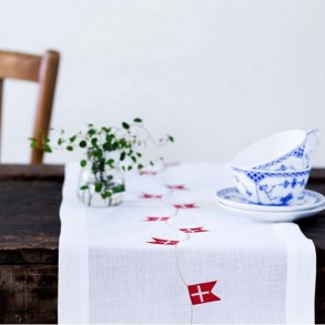 Bordl�ber med dannebrog 30x175 cm