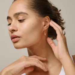 Charm golden cross C015G