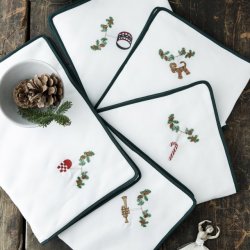 Dkkeserviet med julebuk