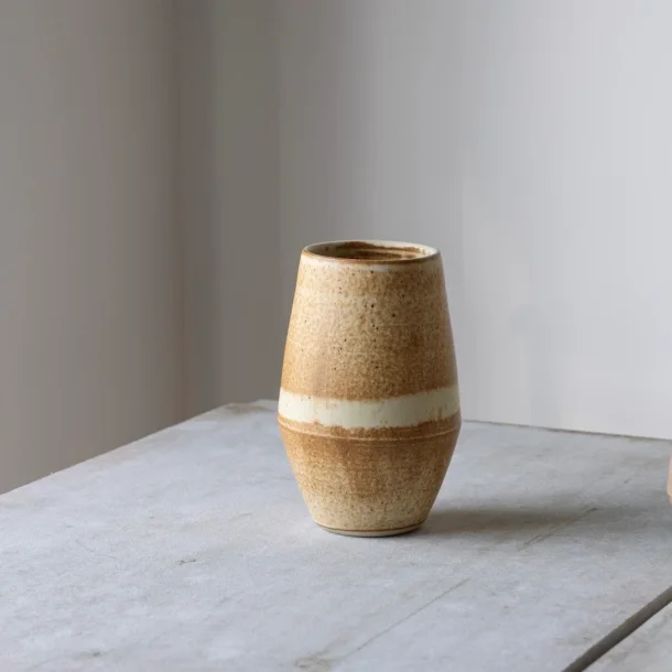 Oda vase medium brun