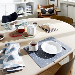Oyoy placemat light grey with print