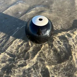 Earth medium keramik black