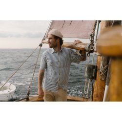 Seer sucker short sleeve shirt