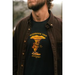 Mushroom trip t-shirt blueberry