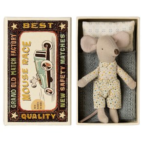 Little brother mouse in box 17-4101