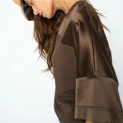 MMLela o-ss satin sweatshirt delicioso