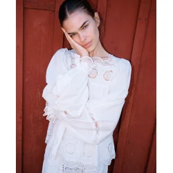 Soleia top off white 