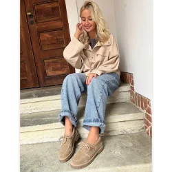 The walk sude biscuit