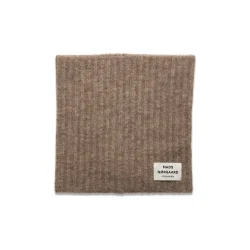 Tosca snatie neck piece roasted cashew