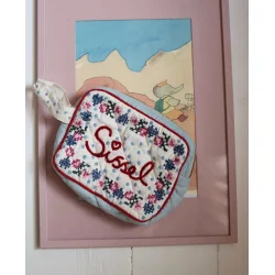 Yara cosmetic bag baby blue 