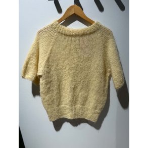 Ida kort �rme fluffy butter yellow