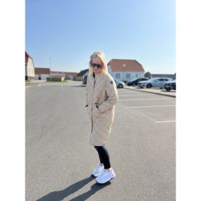 Wiggys valborg travertine