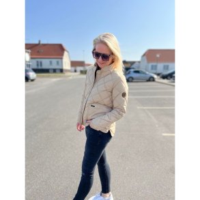 Wiggys viveka travertine